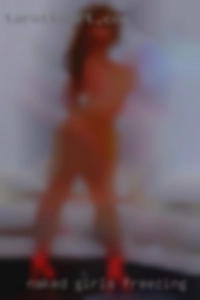 naked girls freezing