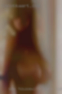 sex housewife hand cum